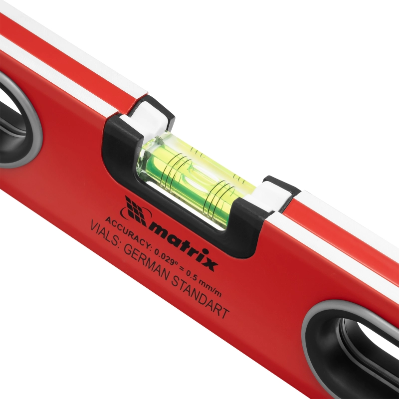 Уровень алюминиевый, 600 мм, 3 глазка, ударопрочные заглушки, двухкомпонентные ручки Matrix ProFI (34304)