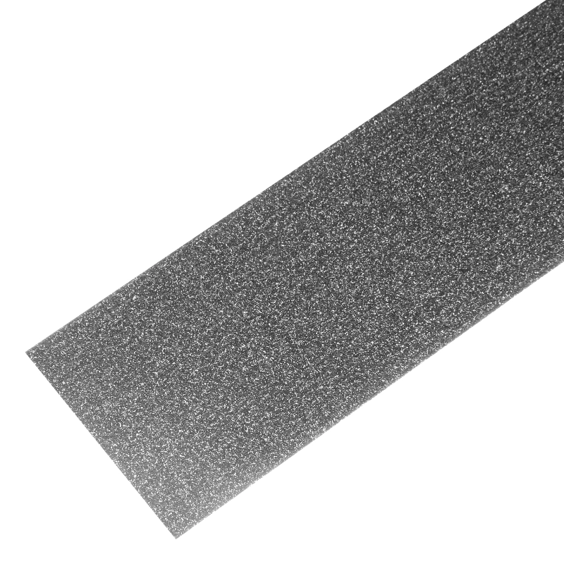 Лента клейкая противоскользящая, черная 50 мм x 5 м Matrix (88707)