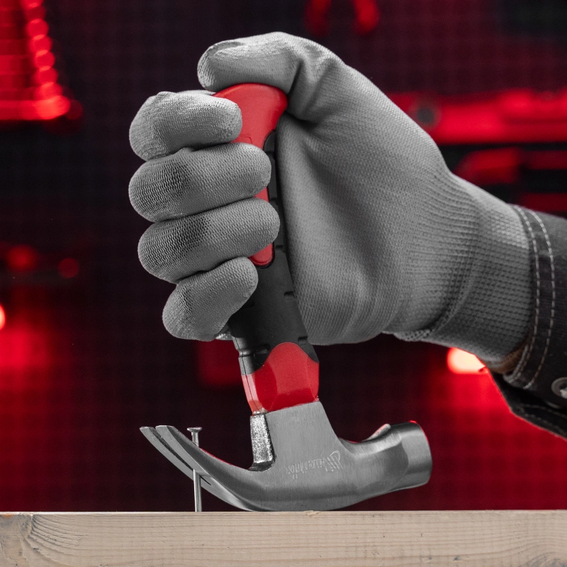 Молоток-гвоздодер мини, боек с магнитом, фибергласовая двухкомпонентная рукоятка, 250 г Matrix (10443)