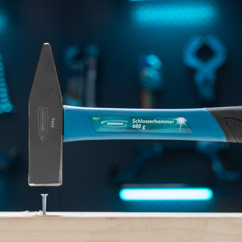 Молоток слесарный, 600 г, квадратный боек, фибергласовая обрезиненная рукоятка Gross (10277)