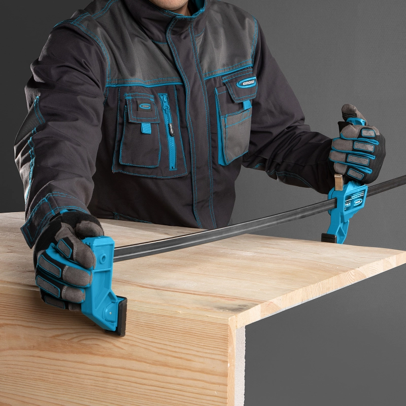 Струбцина реечная, быстрозажимная, пистолетного типа, пошаговый механизм, пластиковый корпус, 900 мм Gross (20708)