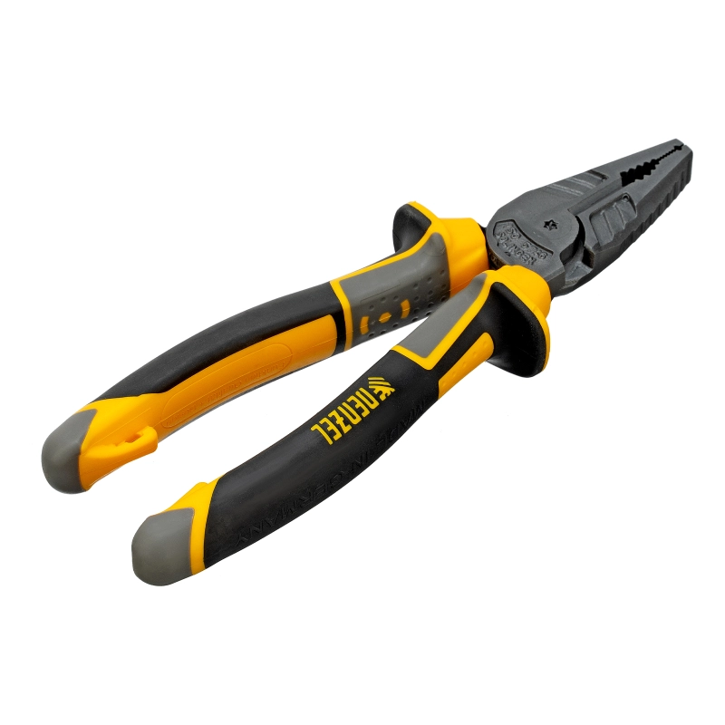 Плоскогубцы комбинированные 180 мм, трехкомпонентные рукоятки Denzel (17081)