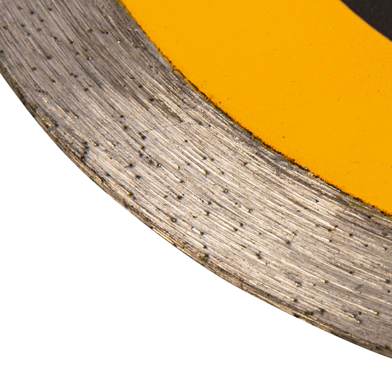 Диск алмазный отрезной 115 х 22,2 мм, сплошной, супертонкий, горячий пресс, мокрое резание Denzel (73043)