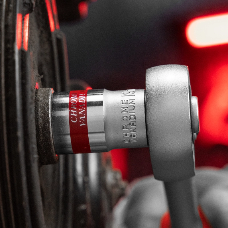 Головка торцевая, 19 мм, шестигранная, CrV, под квадрат 1/2, хромированная Matrix (13119)