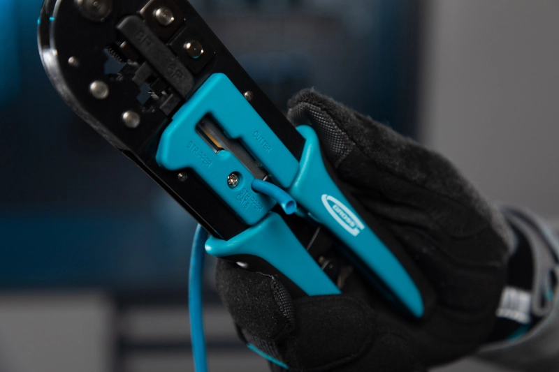 Клещи для обжима телефонных и компьютерных клемм RJ-45, 6P, 8P и RJ-11/12, 6P, 8P Gross (17719)