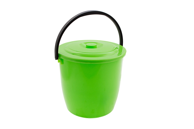 Ведро пластмассовое круглое 13 л, с крышкой, Light Elfe (92940)