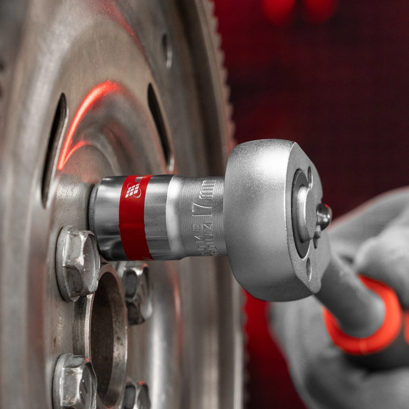 Головка торцевая, 17 мм, шестигранная, CrV, под квадрат 1/2, хромированная Matrix (13117)