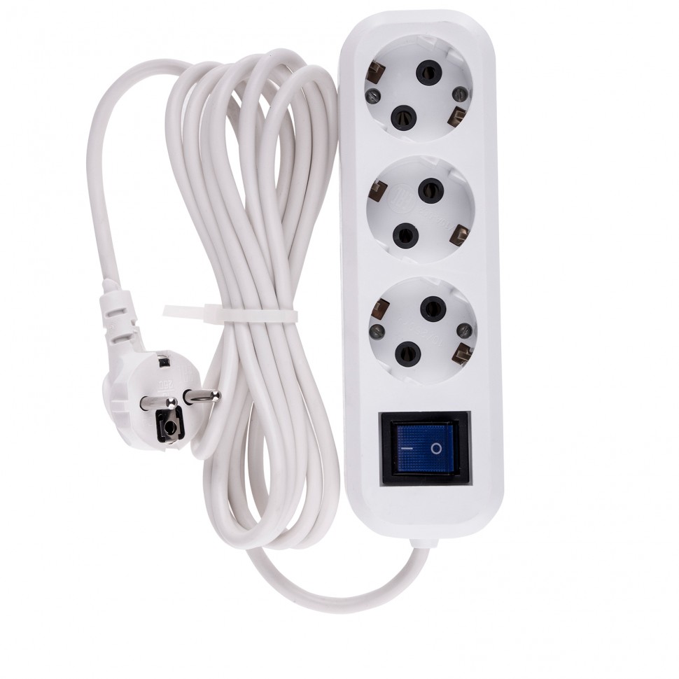 Удлинитель бытовой, с заземлением и выключателем, 3 м, 3 розетки, 10 A, серия УХз10 Denzel (95971)