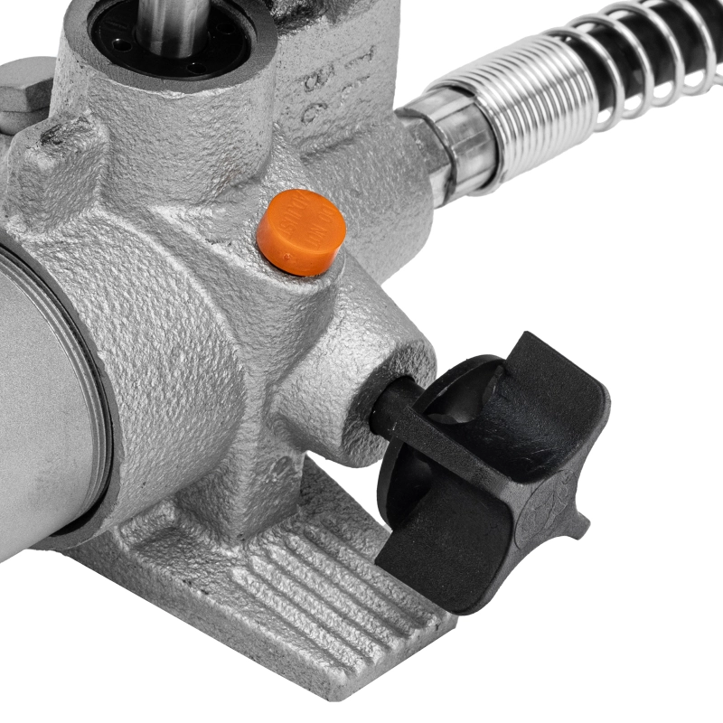 Растяжка гидравлическая, 4 т, набор из 17 предметов, 7 сменных насадок, в пластиковом кейсе Matrix (513345)