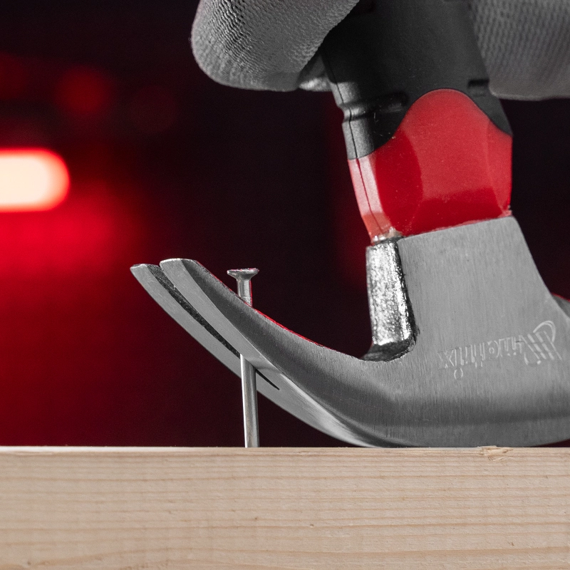 Молоток-гвоздодер мини, боек с магнитом, фибергласовая двухкомпонентная рукоятка, 250 г Matrix (10443)