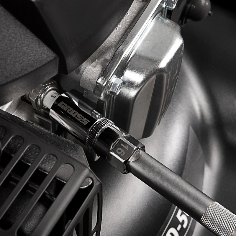 Головка торцевая свечная, магнитная, двенадцатигранная, 16 мм, под квадрат 1/2 Gross (13188)