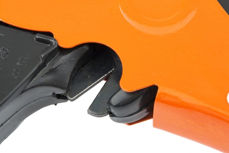 Щипцы, 170 мм, для зачистки электропроводов, 0.2-6 мм/ 170 мм Sparta (177205)