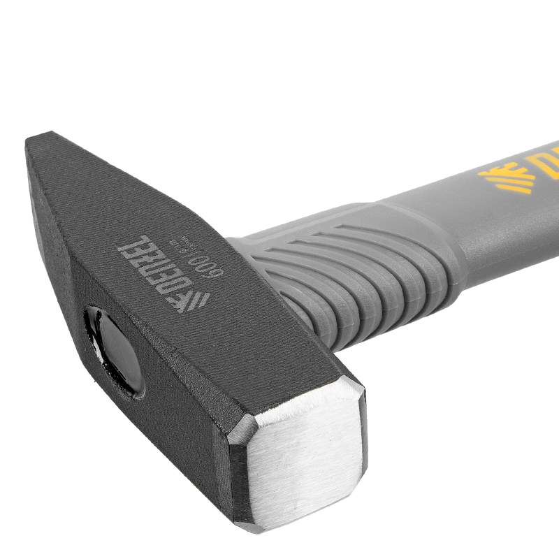 Молоток слесарный, 600 г, кованый, фибергласовая рукоятка c TPR покрытием Denzel (10486)