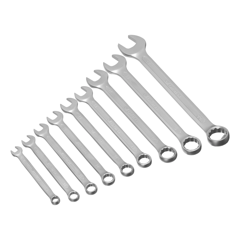 Набор инструментов, 1/2", 1/4", пластиковый кейс, 82 предмета Сибртех (13391)