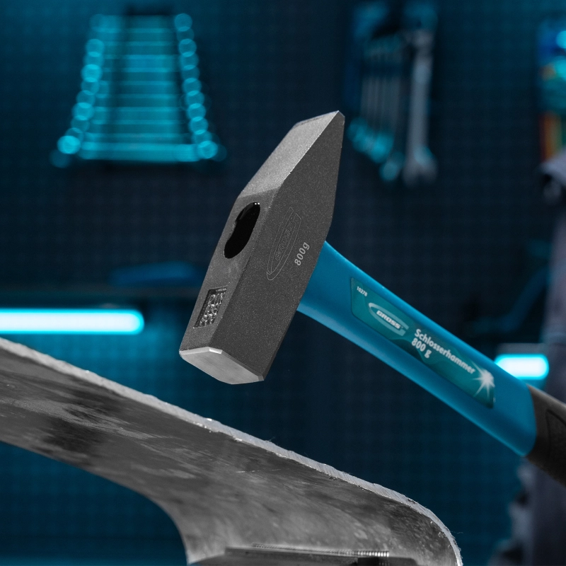 Молоток слесарный, 800 г, квадратный боек, фибергласовая обрезиненная рукоятка Gross (10278)