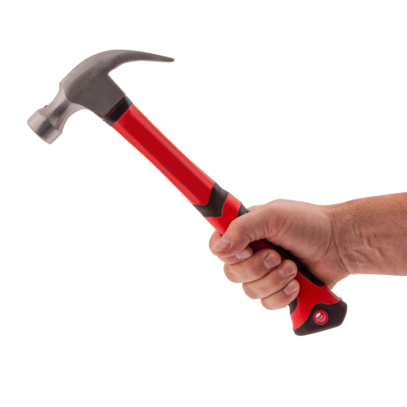 Молоток-гвоздодер, 450 г, боек c магнитом, фибергласовая обрезиненная рукоятка Matrix (10446)