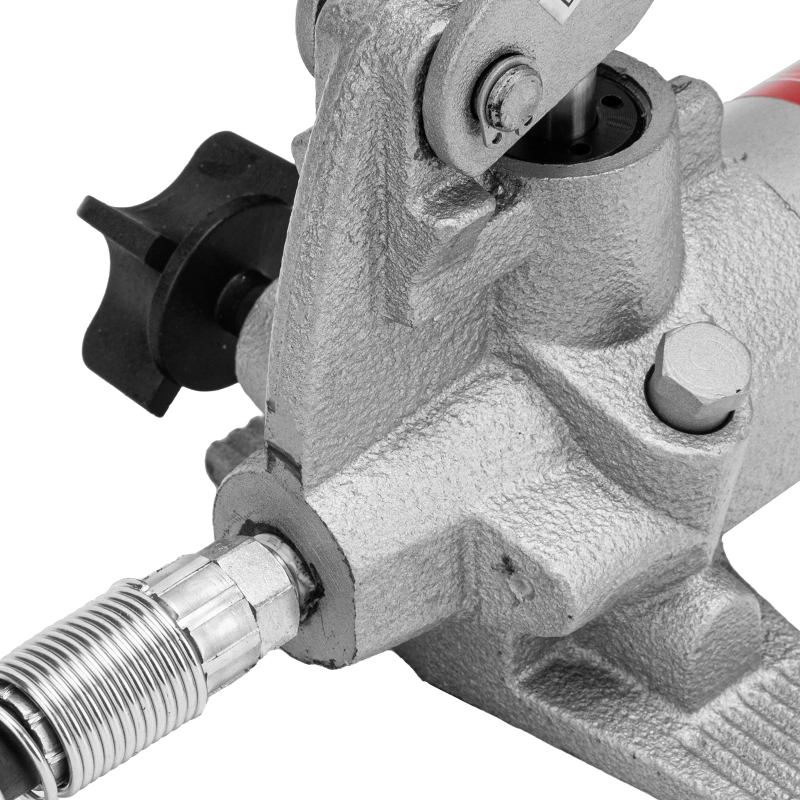 Растяжка гидравлическая, 4 т, набор из 17 предметов, 7 сменных насадок, в пластиковом кейсе Matrix (513345)