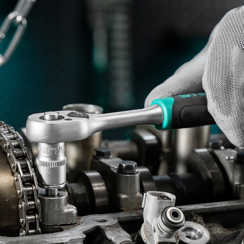 Набор торцевых головок, 1/4", головки 4 - 13 мм, с трещот. ключом, CrV,11 предметов Stels (14125)