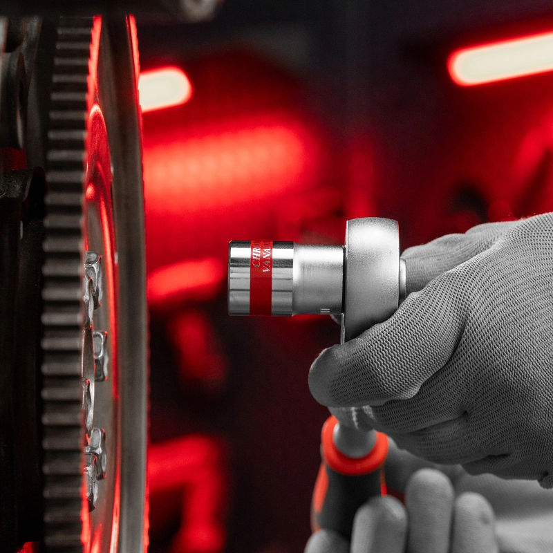 Головка торцевая, 18 мм, шестигранная, CrV, под квадрат 1/2, хромированная Matrix (13118)