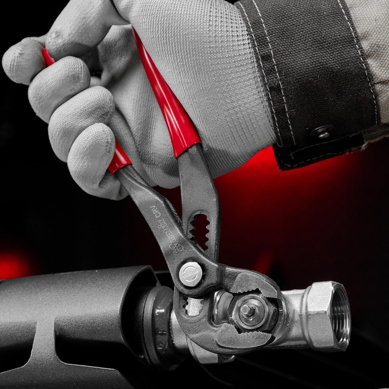 Клещи переставные 180 мм, кнопочный механизм, хром-ванадий, обливные рукоятки Matrix (17925)