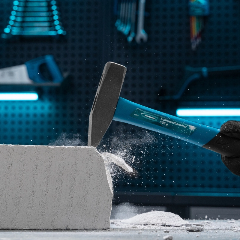 Молоток слесарный, 500 г, квадратный боек, фибергласовая обрезиненная рукоятка Gross (10276)