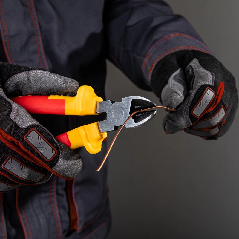 Бокорезы Insulated, 180 мм, двухкомпонентные рукоятки Matrix Professional (17508)