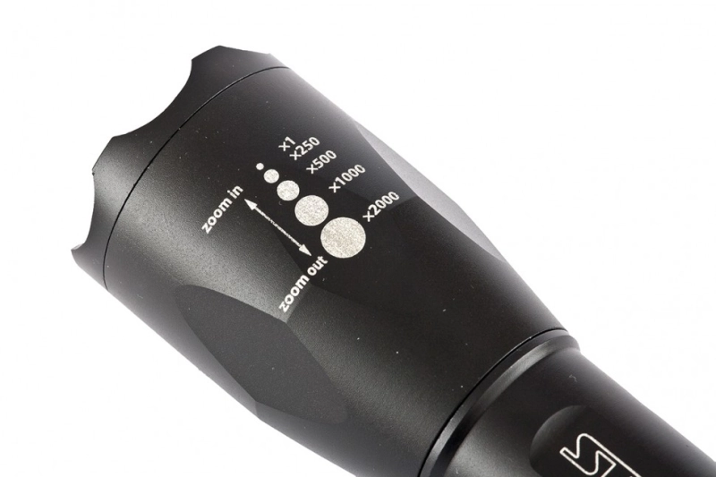 Фонарь, 3 W CREE Led 3 W, зум, 3 режима 100 %-50 %-строб, ремешок, 160 Лм, 200 м, 3 х ААА Stern (90581)