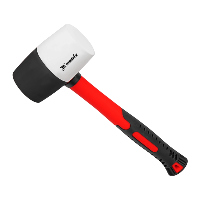 Киянка резиновая, 680 г, черно-белая резина, фибергласовая рукоятка Matrix (11172)