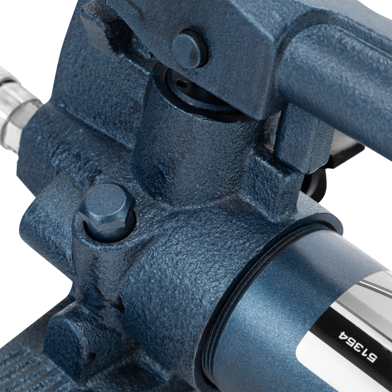 Растяжка гидравлическая, 4 т, набор из 17 предметов, 7 сменных насадок, в пластиковом кейсе Stels (51354)