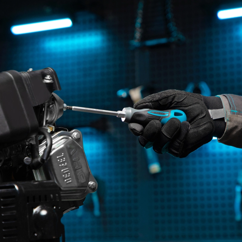 Отвертка PZ2 x 100 мм, S2, трехкомпонентная ручка Gross (12159)