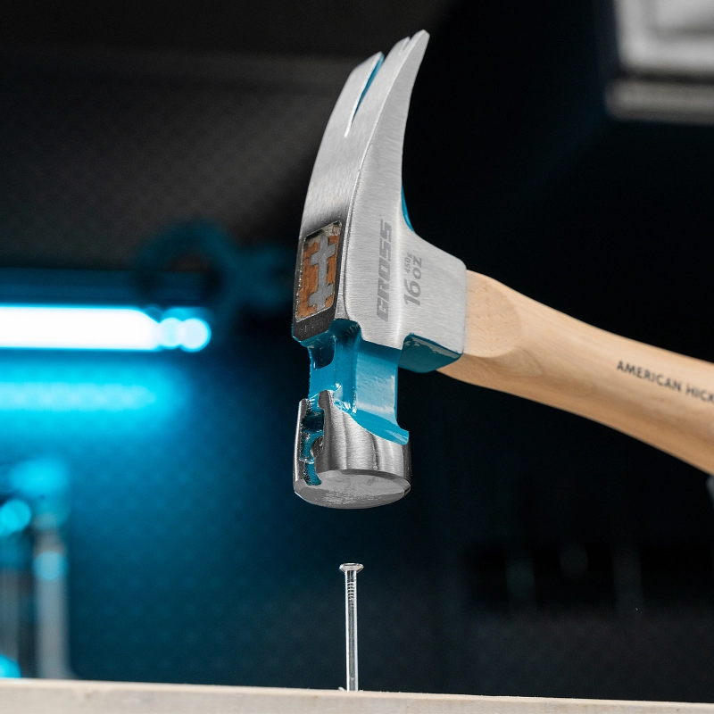 Молоток-гвоздодер, 450 г, угол 75, магнит, обрезиненная рукоятка American hickory GROSS (10418)