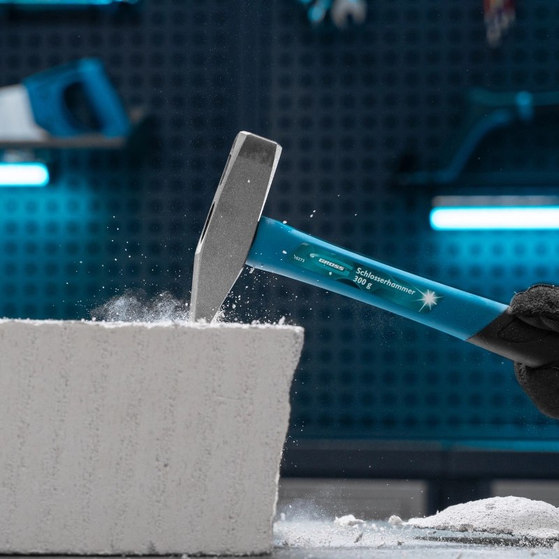 Молоток слесарный, 300 г, квадратный боек, фибергласовая обрезиненная рукоятка Gross (10273)