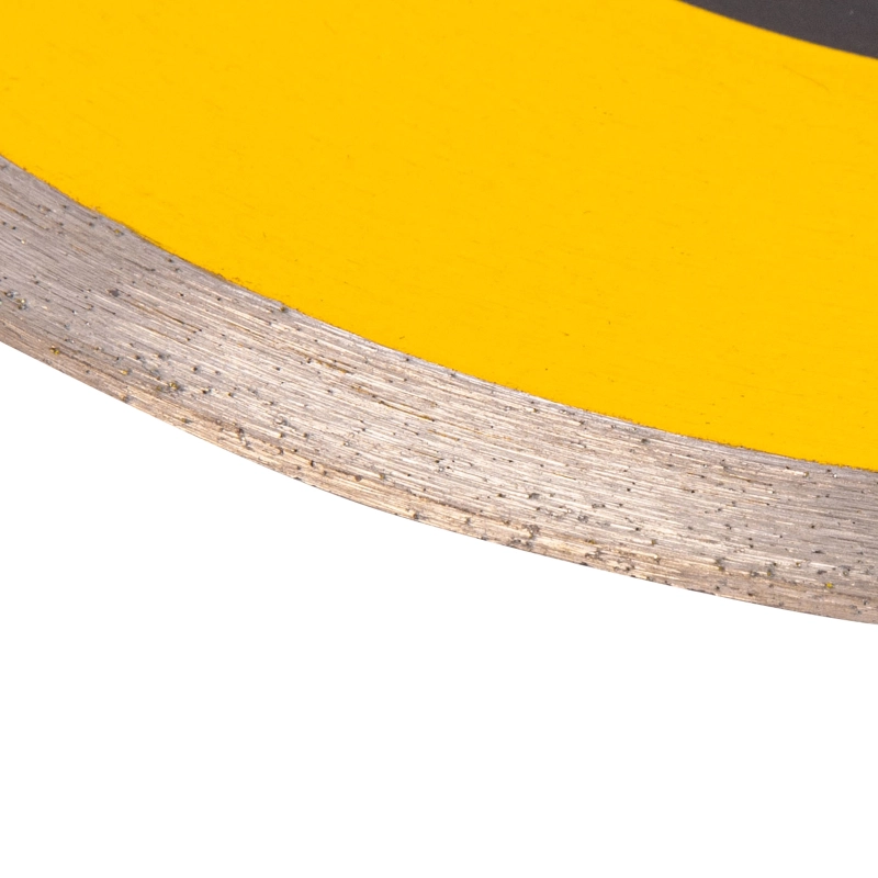 Диск алмазный сплошной, супертонкий, 200 х 25,4 мм, горячее прессование, мокрое резание Denzel (73159)