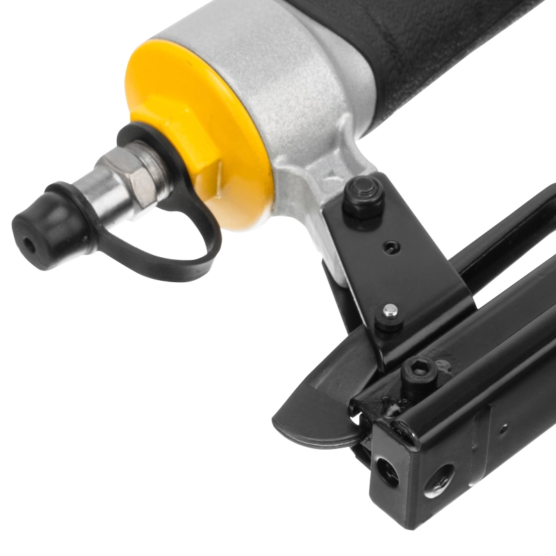 Степлер пневматический PS8016 для прямоугольных скоб 21GA от 6 до 16 мм Denzel (57400)