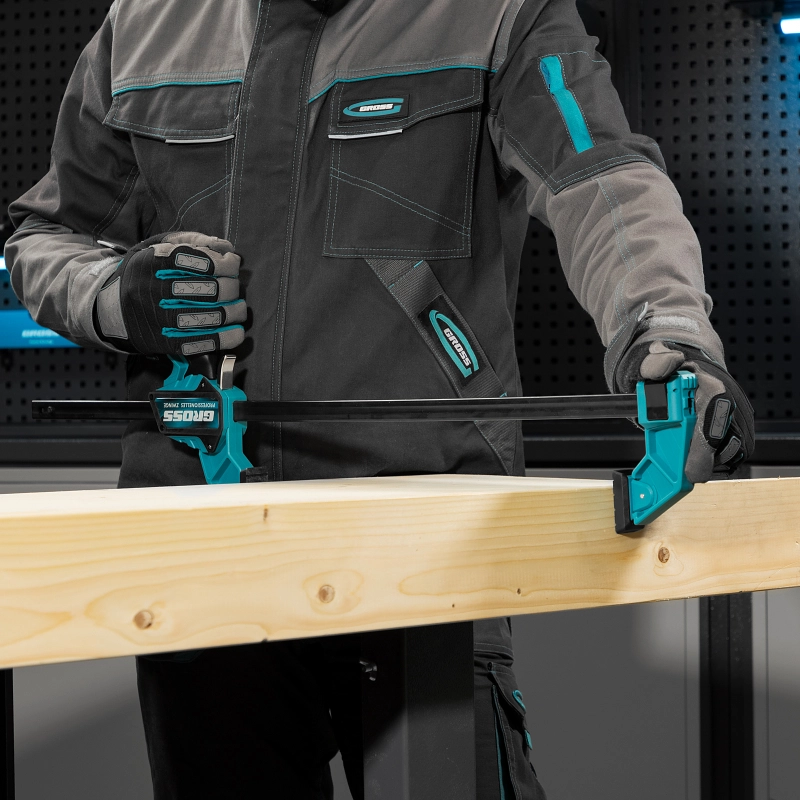 Струбцина реечная, быстрозажимная, пистолетного типа, пошаговый механизм, пластиковый корпус, 600мм Gross (20706)