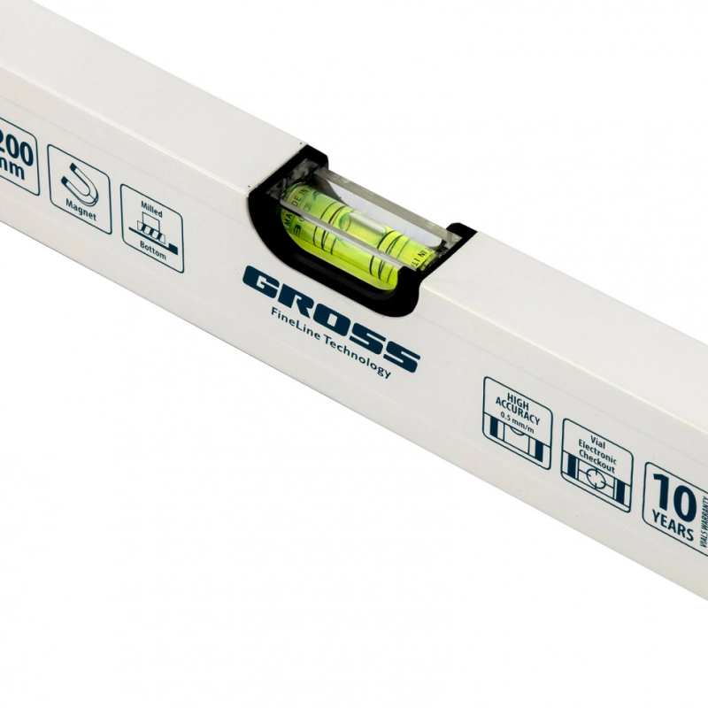 Уровень алюминиевый, 1200 мм, фрезерованный, 3 глазка, магнитный Gross (33674)