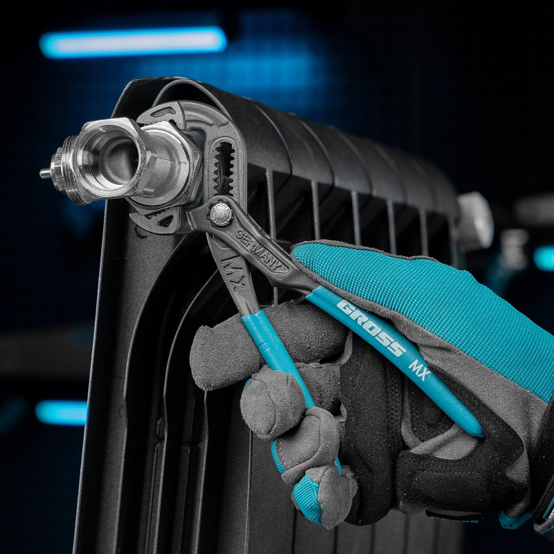 Клещи переставные, кнопочный механизм, обливные рукоятки, 180 мм Gross (15711)