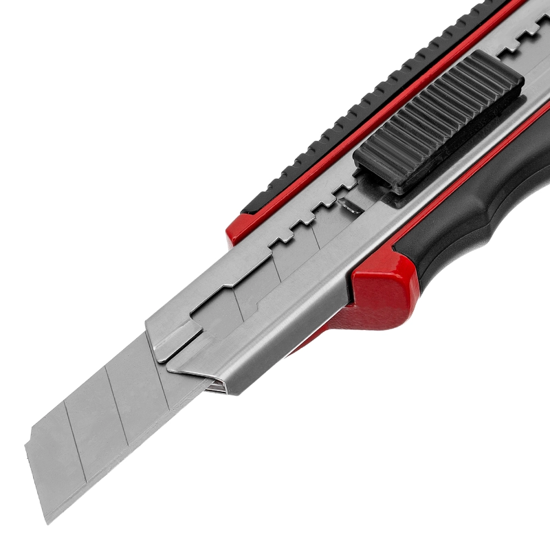 Нож, 18 мм, выдвижное лезвие, металлическая направляющая, обрезиненная ручка, 5 лезвий Matrix (78921)